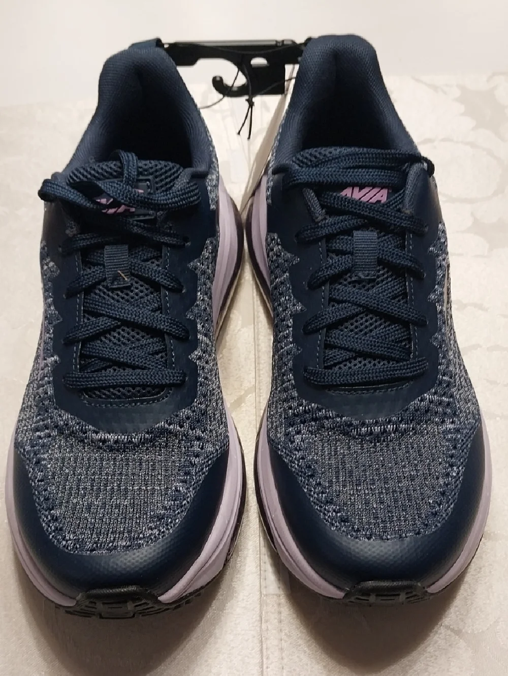 Avia nwt women